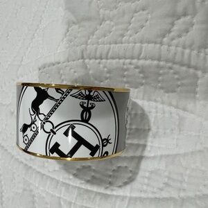 Hermès bracelet